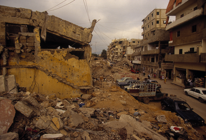  : Palestinian Refugees in Lebanon : Sallie Dean Shatz