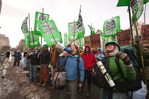 Power Shift 2009, Washington DC. Students from across the country assemble to march on and protest outside the coal fired power plant that supplied Capitol Hill with power. Activists were led by writer Wendell Berry, NASA scientist Jim Hansen, Terry Tempest Williams, writer/activist Bill McKibbben, actress Daryl Hannah and others in an act of civil disobedience, the 1st large scale action. : Tim DeChristopher : Sallie Dean Shatz