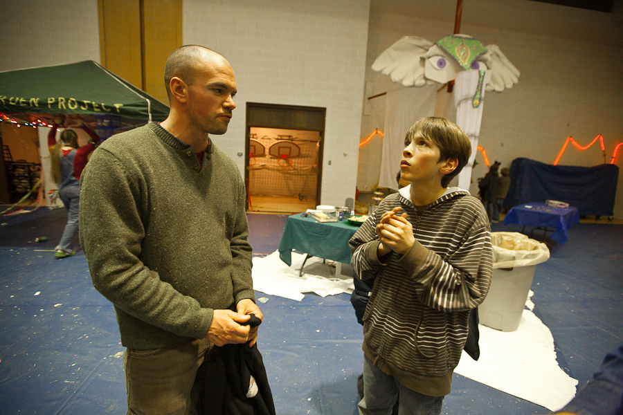 Tim DeChristopher talking with a supporter in Moab, Utah. : Tim DeChristopher : Sallie Dean Shatz