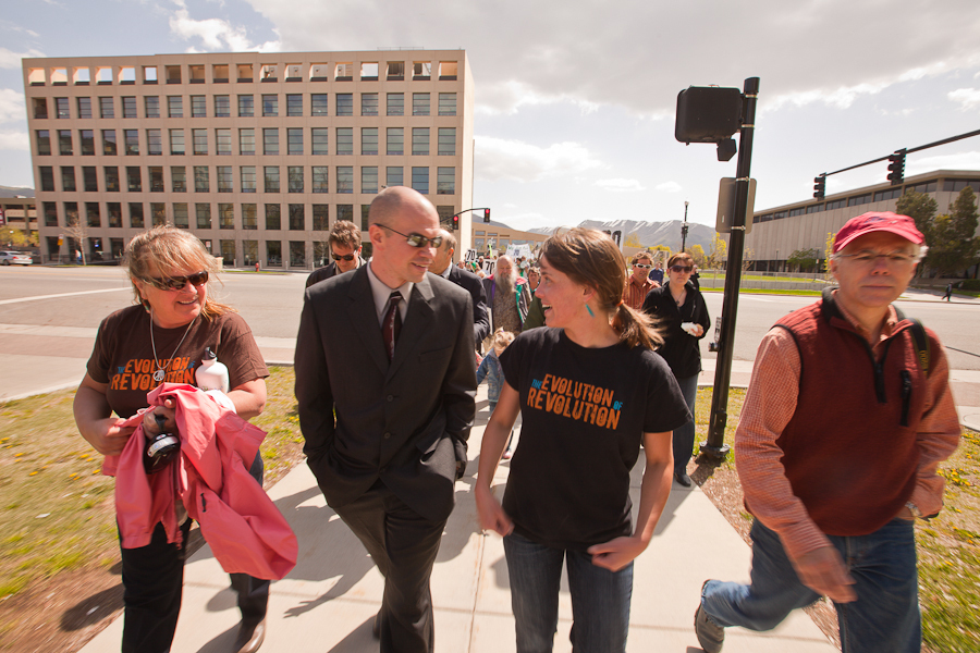 April 26th, 2009, Tim DeChristopher's arraignment in Salt Lake City, Utah. Supporters escorted DeChristopher with a rally at the City Library and marched with him to the Federal Court House. : Tim DeChristopher : Sallie Dean Shatz